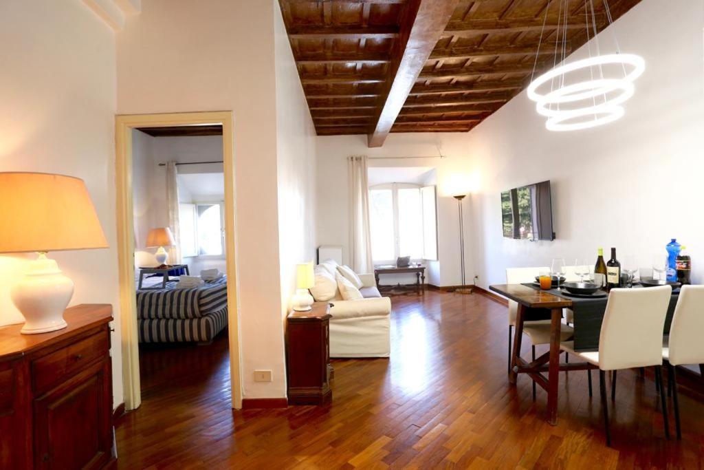 Prince'S Suite - Luxury Rooms Rome Exterior photo